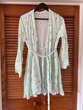 Tranquil & True Pastel Striped Robe with Lemon Print